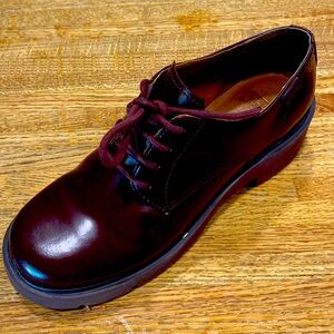 Camper platform oxfords